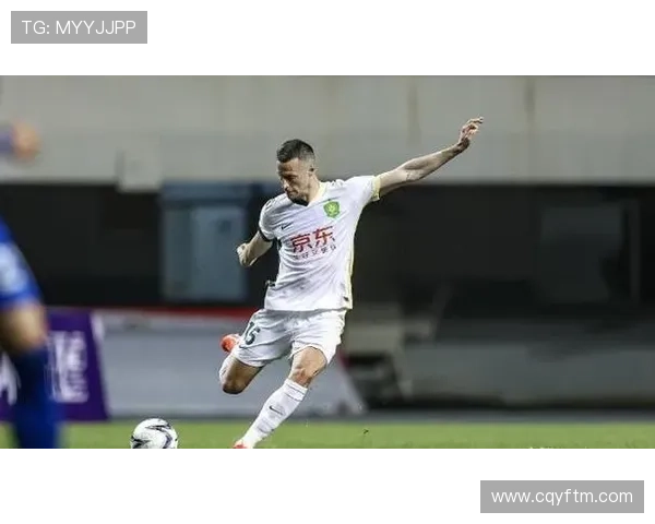 国安战术革新引争议：高控球率打法背后，老牌豪门陷入争冠危机？